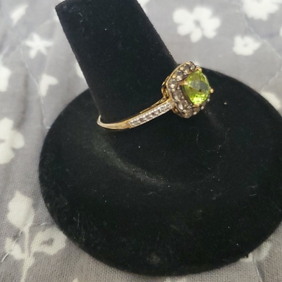 Zales womens ring - Picture 4 of 5